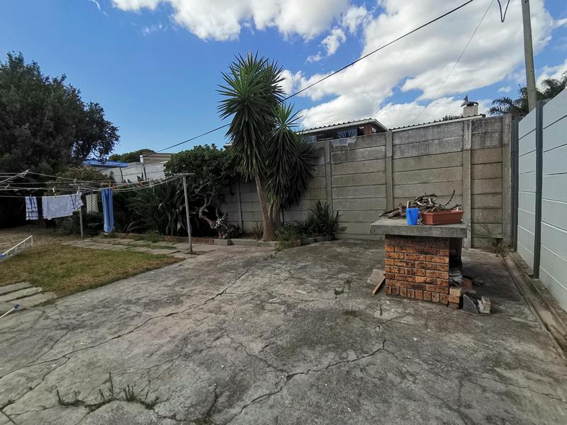 To Let 3 Bedroom Property for Rent in Oostersee Western Cape